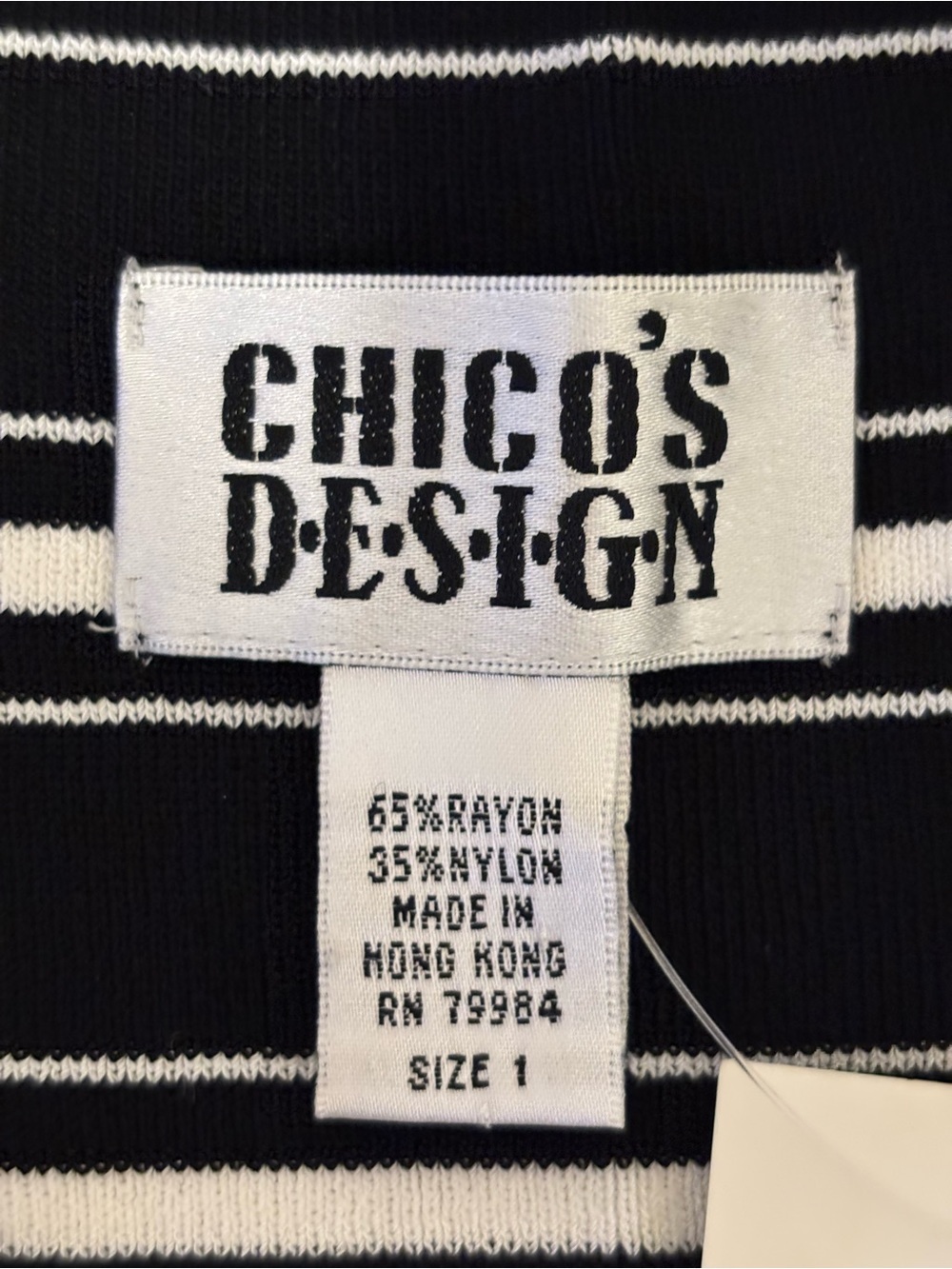 Vintage Chico’s Design Roxie Striped Sleeveless Knit Tank Top Size 1 Black White - Picture 3 of 8